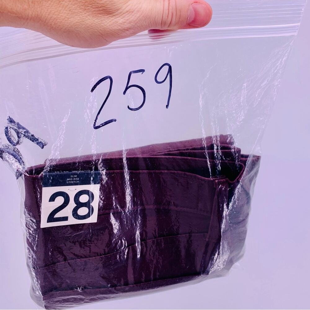 Gap Vintage Slim Coated Mid Rise Jeans Women’s Size 28 - Picture 10 of 11